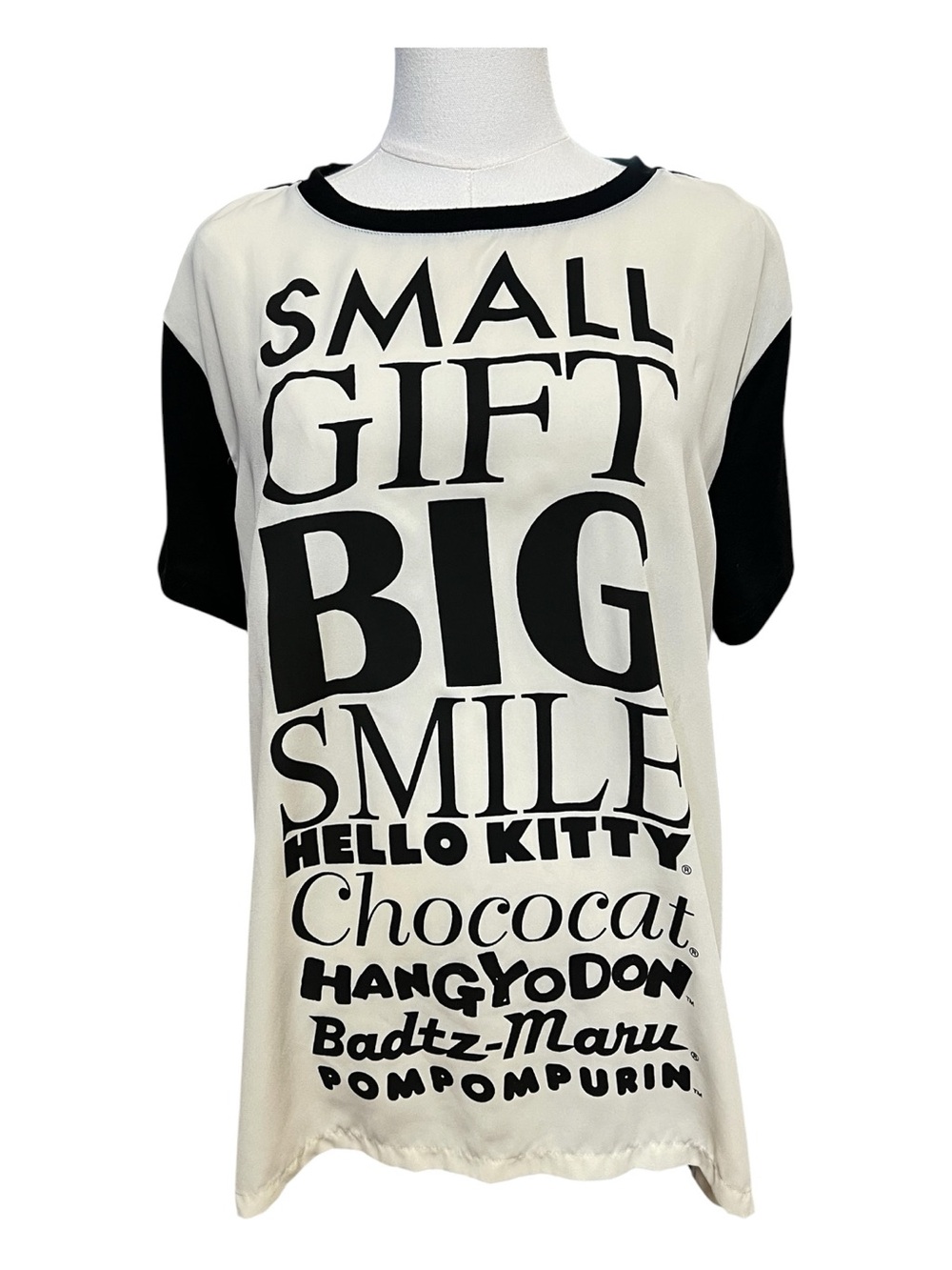 EUC Forever 21 Hello Kitty Graphic Short Sleeve Top | Size Small